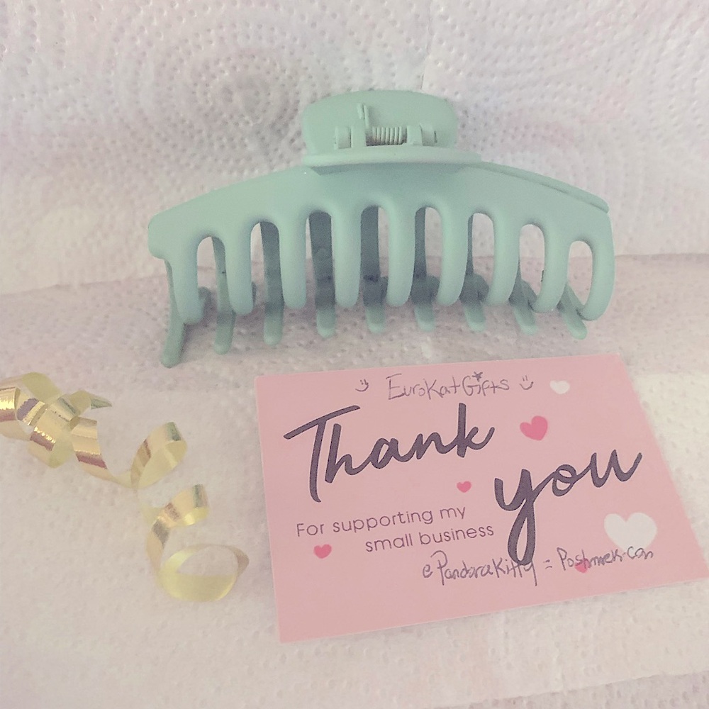 MUJU Matte *Mint Green Rectangle Large 4.5 inch Hair Claw Clip Firm Hold NEW NIP